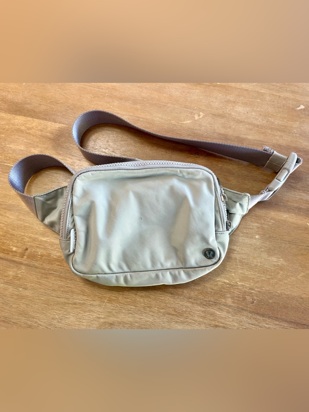 lululemon Everywhere Belt Bag Large 2L Silver Drop